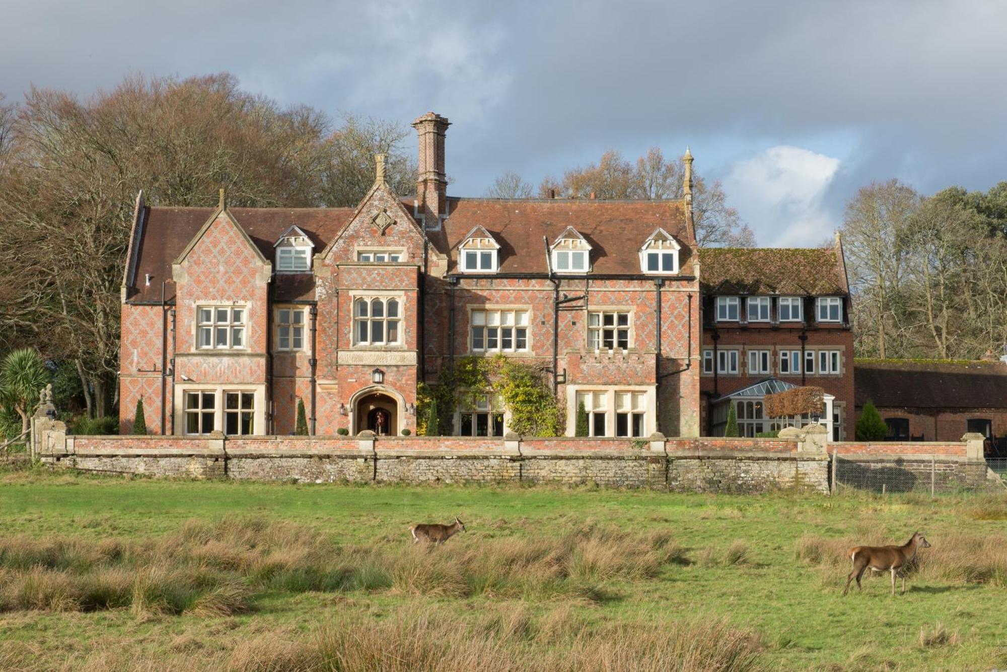 Hotel Burley Manor Extérieur photo