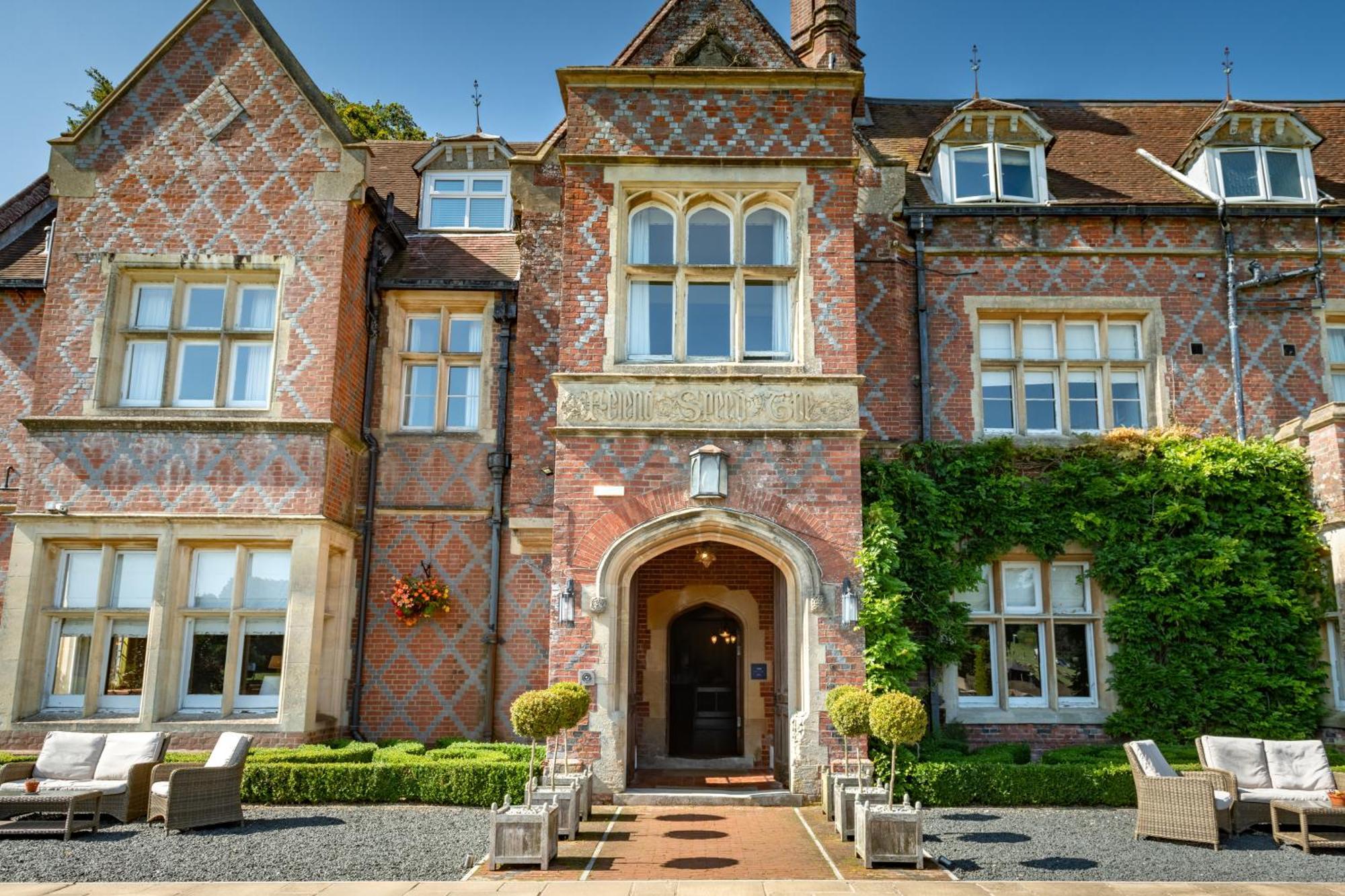 Hotel Burley Manor Extérieur photo